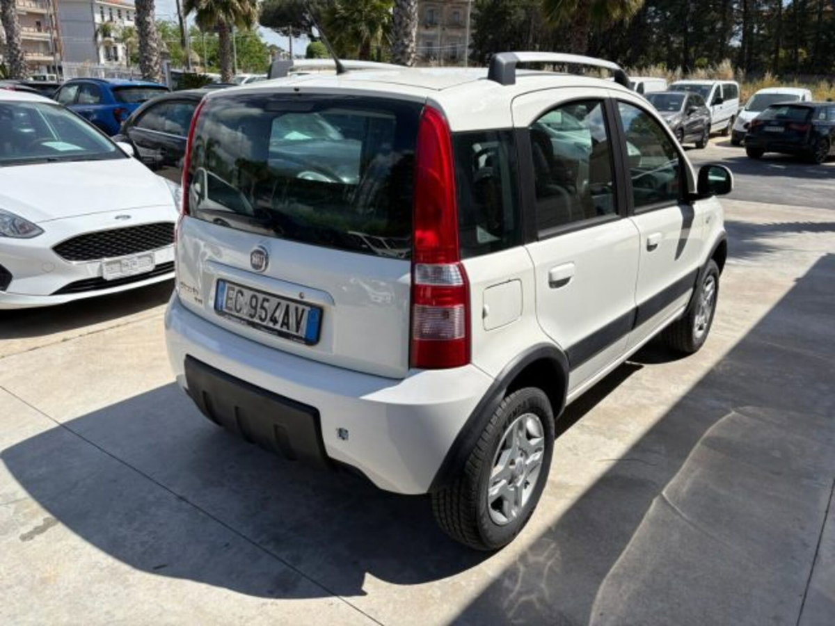 Fiat Panda 1.3 MJT 16V 4x4 Climbing (4)