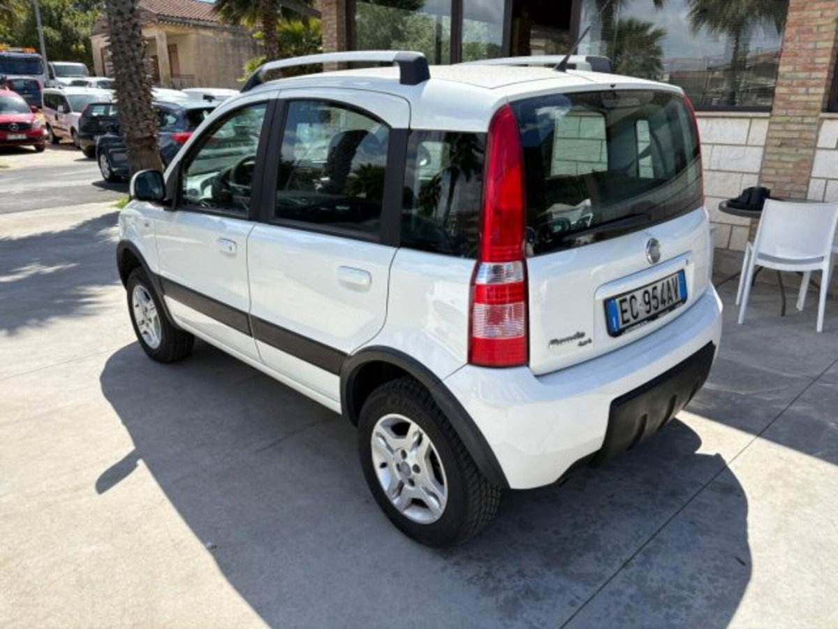 Fiat Panda 1.3 MJT 16V 4x4 Climbing (6)