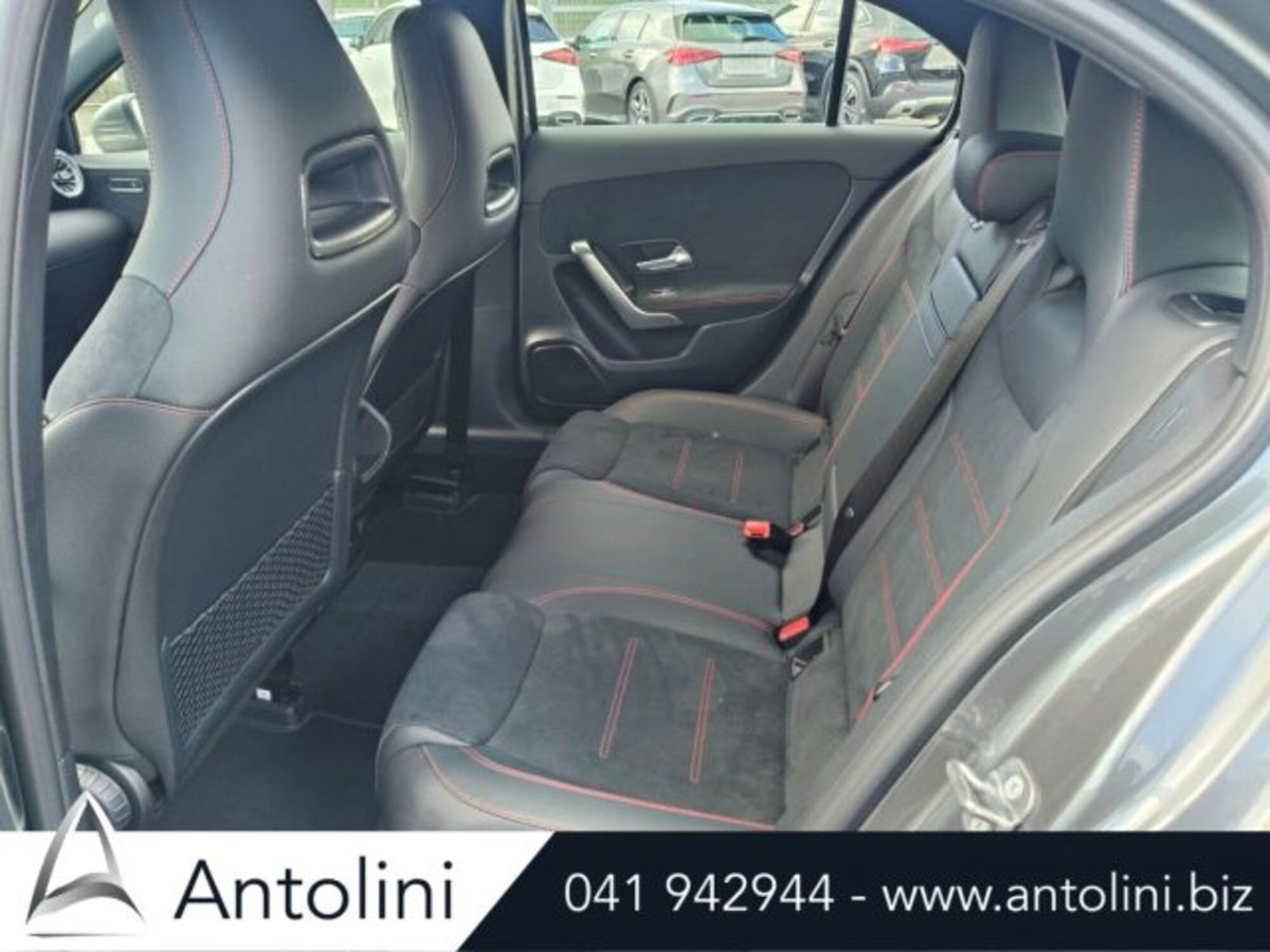Mercedes-Benz Classe A 180 AMG Line Premium Plus auto (13)