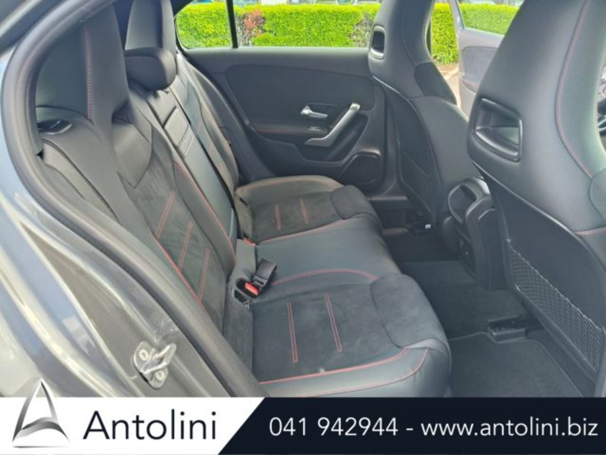 Mercedes-Benz Classe A 180 AMG Line Premium Plus auto (15)