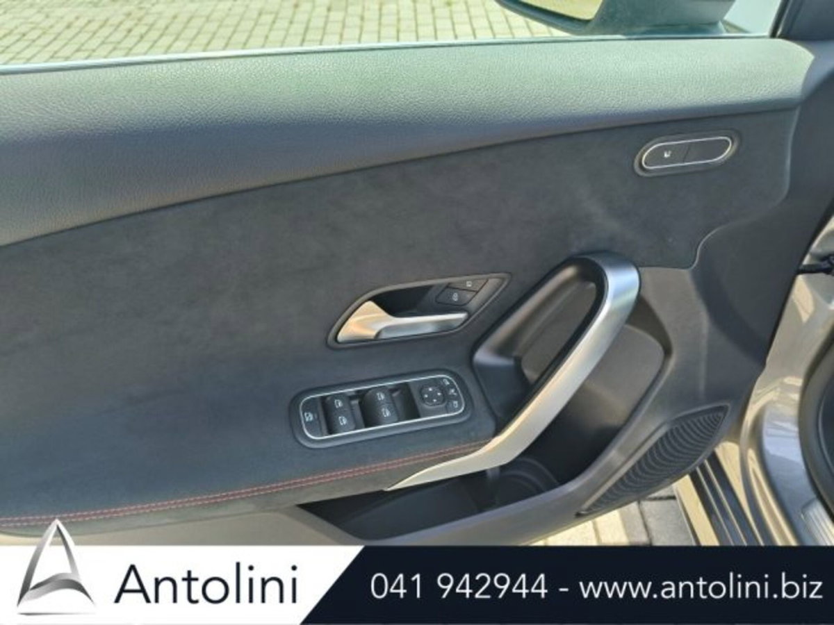 Mercedes-Benz Classe A 180 AMG Line Premium Plus auto (10)