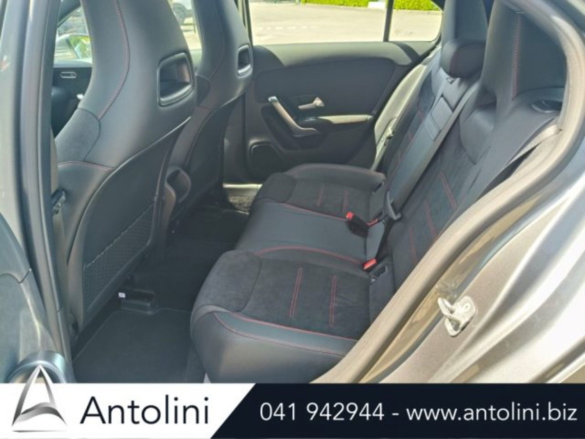 Mercedes-Benz Classe A 180 AMG Line Premium Plus auto (12)