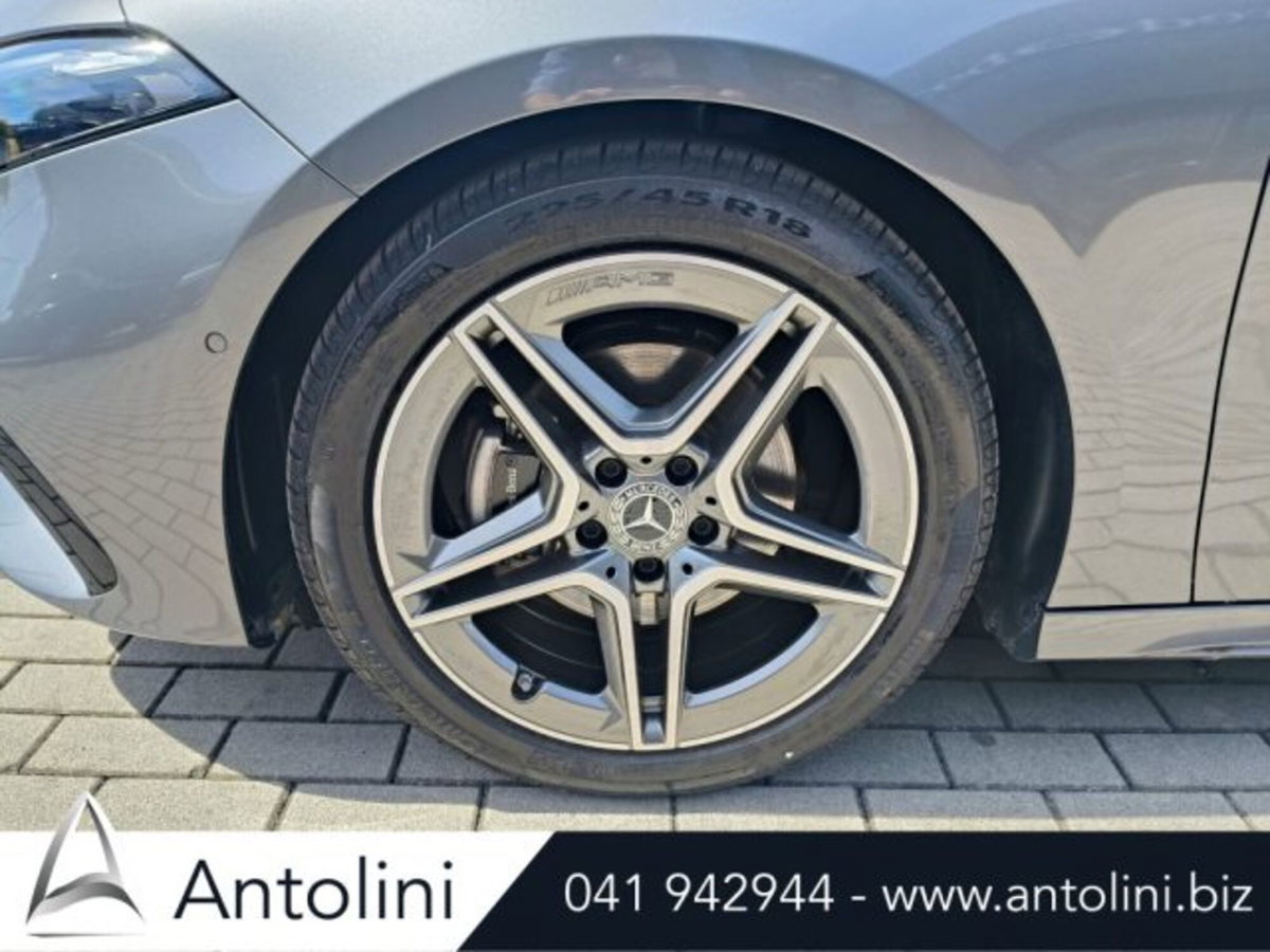 Mercedes-Benz Classe A 180 AMG Line Premium Plus auto (6)
