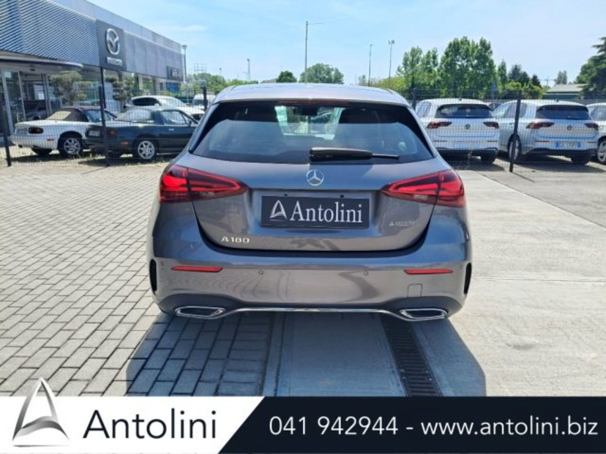 Mercedes-Benz Classe A 180 AMG Line Premium Plus auto (8)