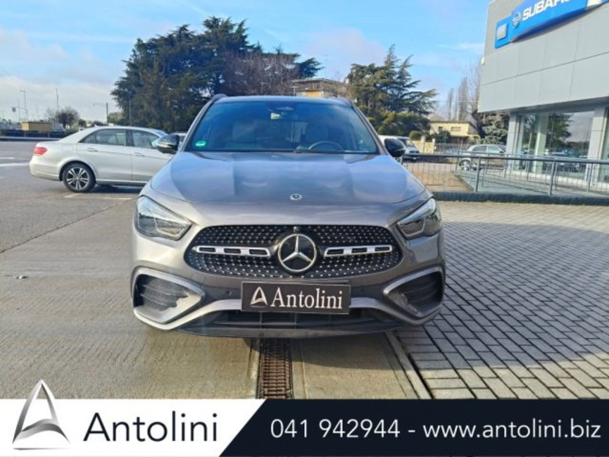 Mercedes-Benz GLA SUV 180 AMG Line Premium auto (3)