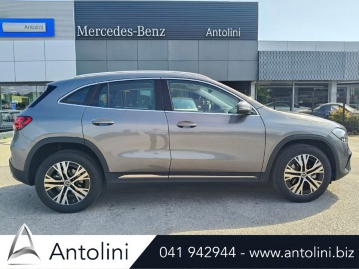 Mercedes-Benz GLA SUV 180 Progressive Advanced Plus auto