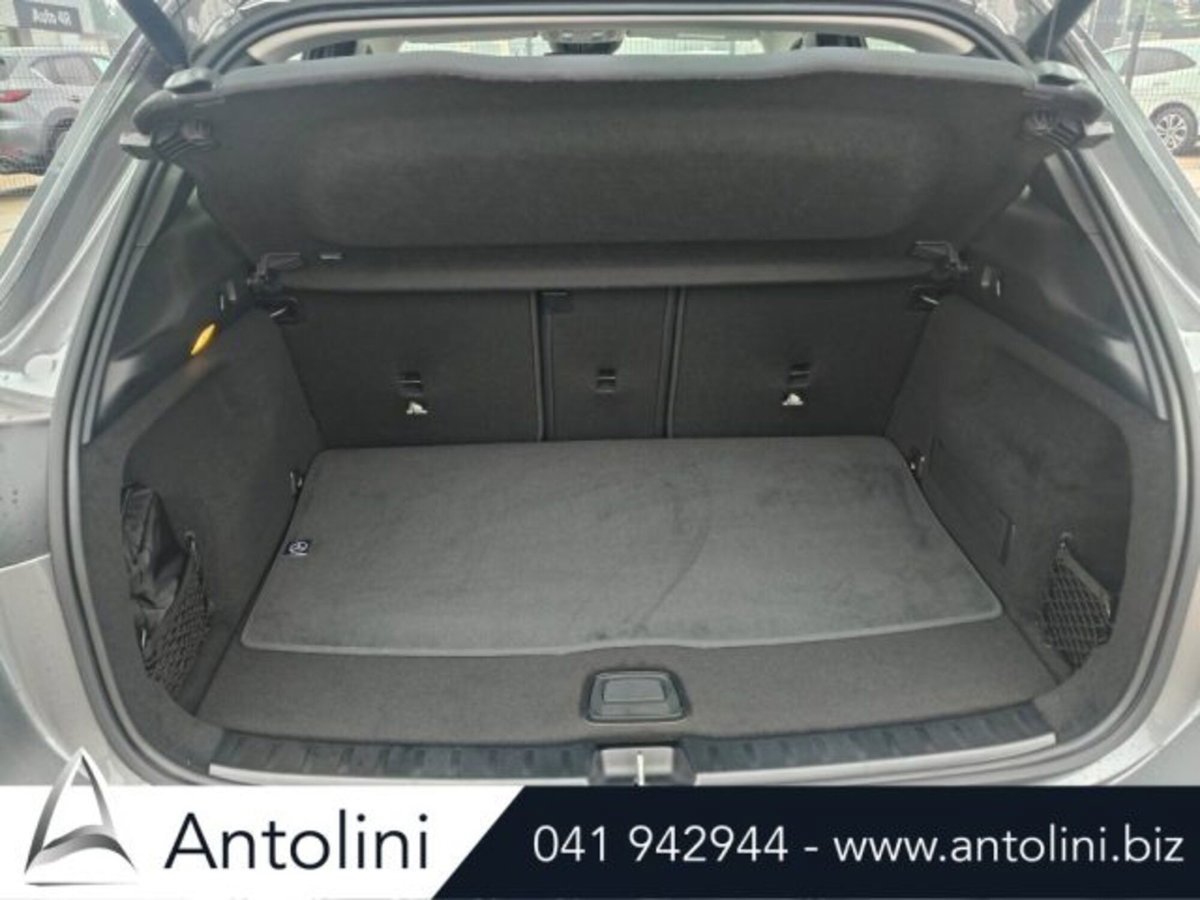 Mercedes-Benz GLA SUV 180 Progressive Advanced Plus auto (18)