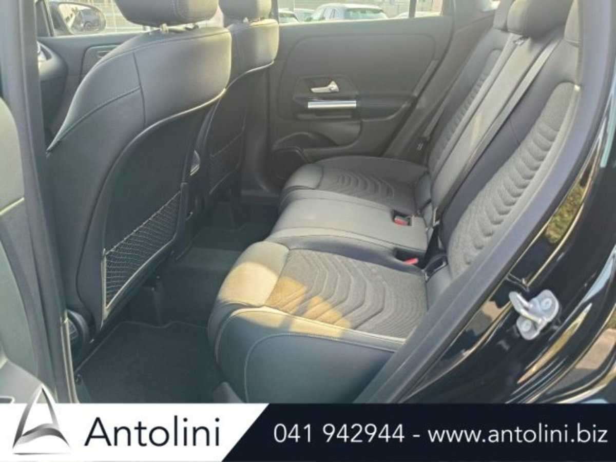 Mercedes-Benz GLA SUV 180 d Progressive Advanced auto (10)