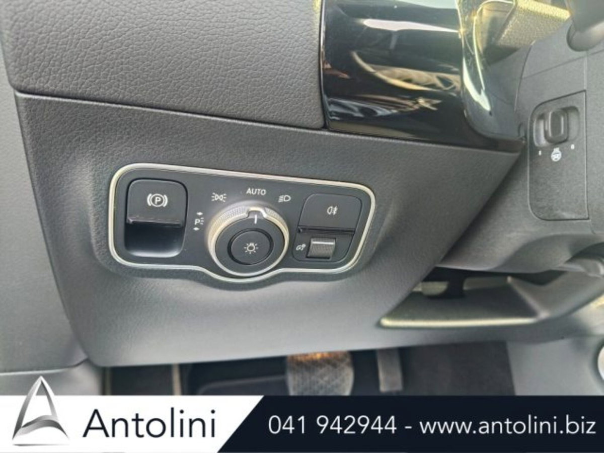 Mercedes-Benz GLA SUV 180 d Progressive Advanced auto (17)