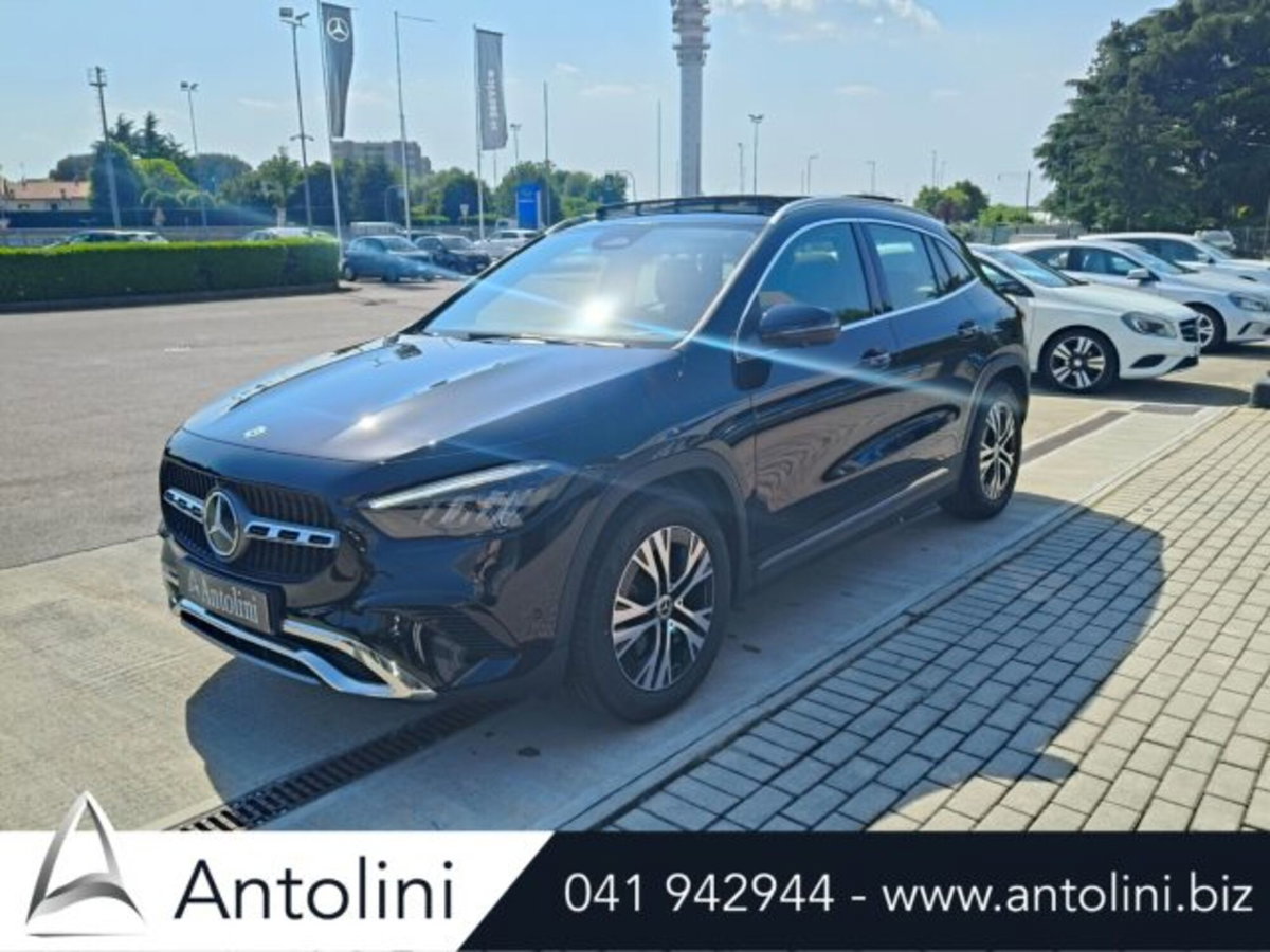 Mercedes-Benz GLA SUV 180 d Progressive Advanced auto (3)