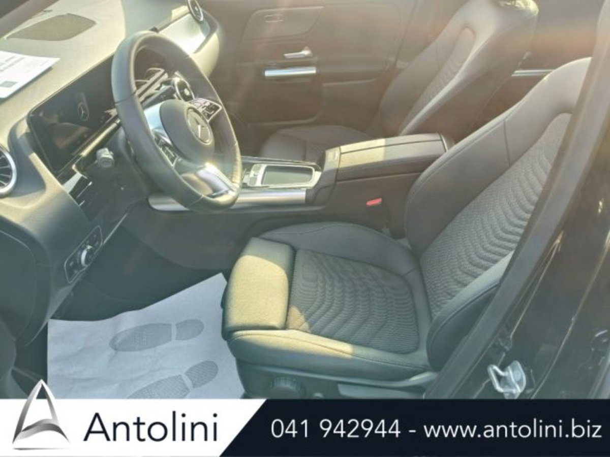 Mercedes-Benz GLA SUV 180 d Progressive Advanced auto (11)