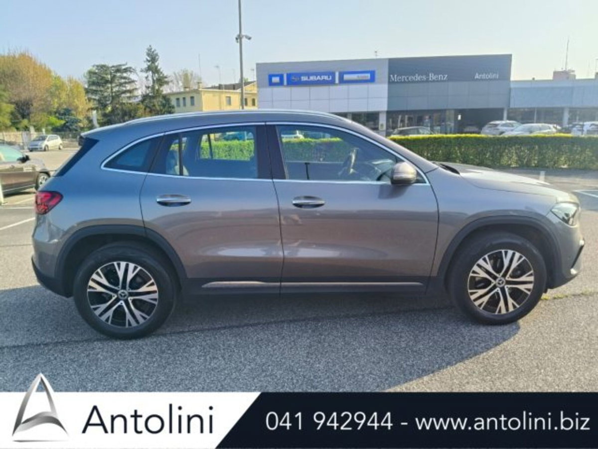 Mercedes-Benz GLA SUV 200 d Progressive Advanced auto