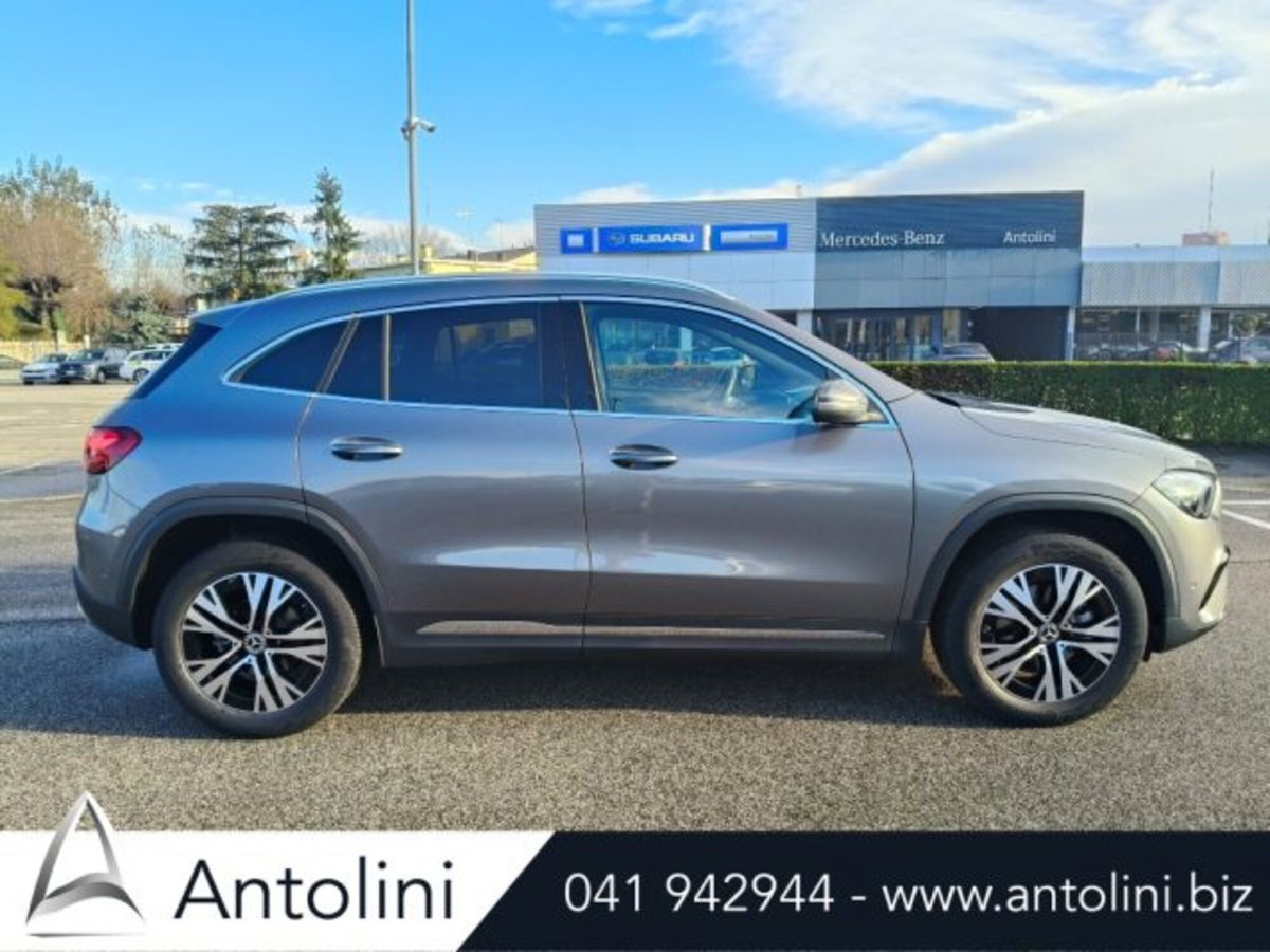 Mercedes-Benz GLA SUV 200 d Progressive Advanced auto
