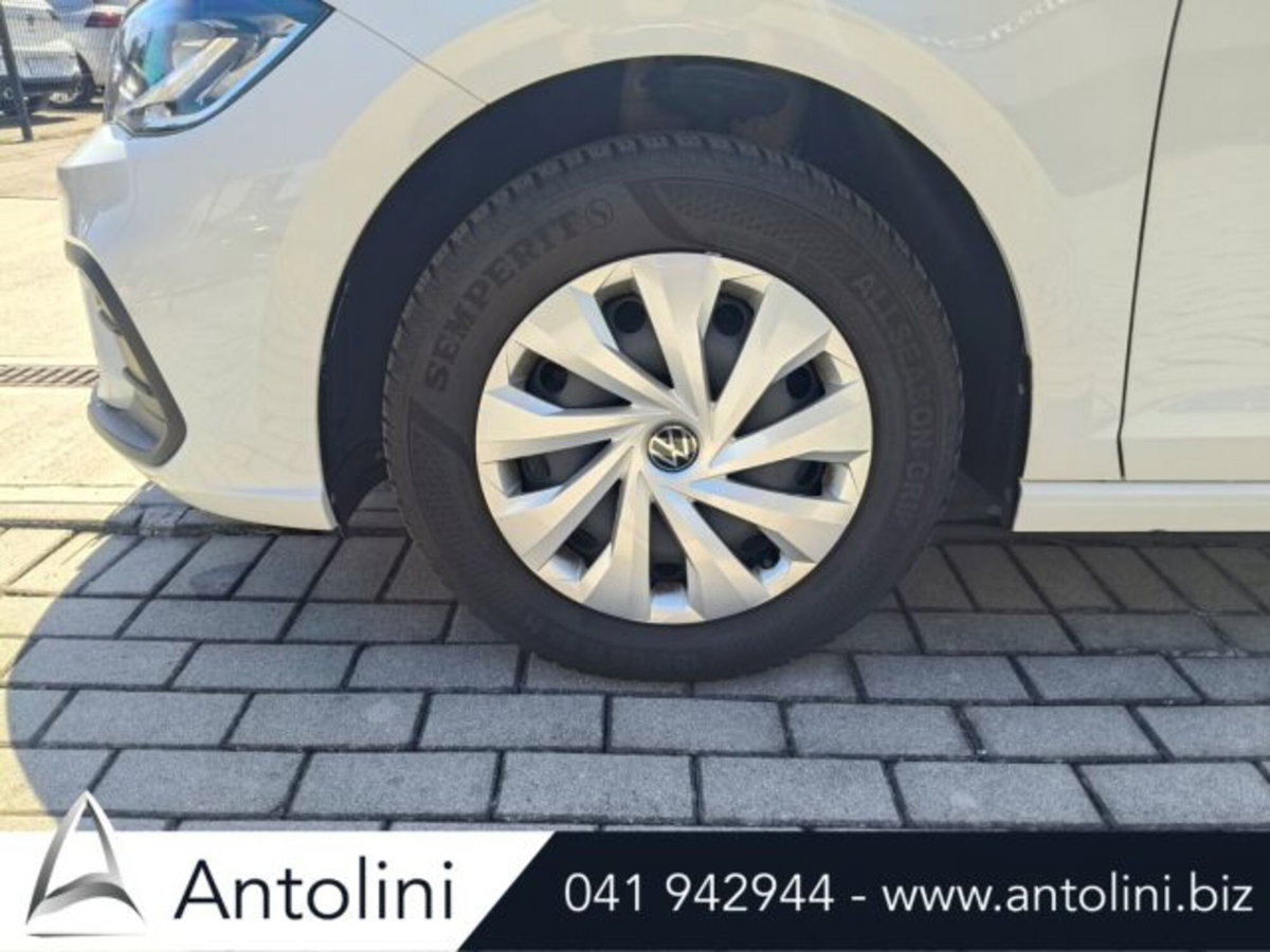 Volkswagen Polo 1.0 EVO (9)