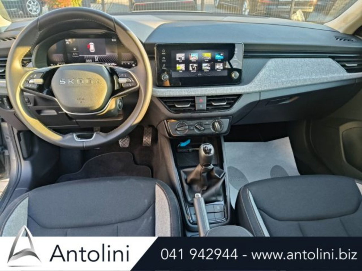 Skoda Kamiq 1.0 tsi Selection 95cv (9)