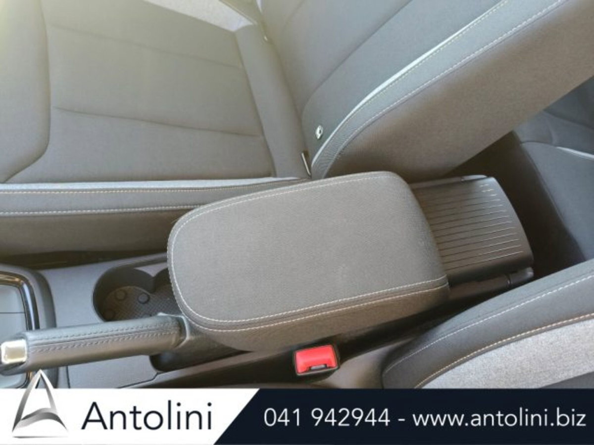 Skoda Kamiq 1.0 tsi Selection 95cv (20)