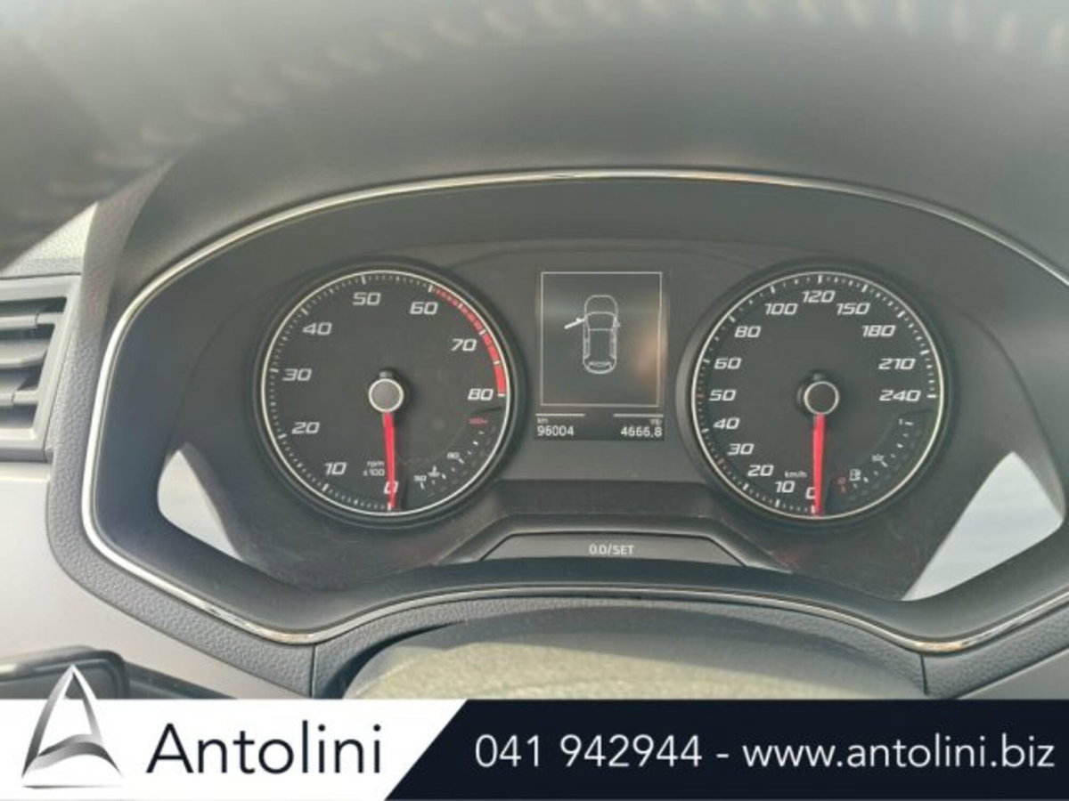 SEAT Ibiza 1.0 mpi Style 80cv (20)