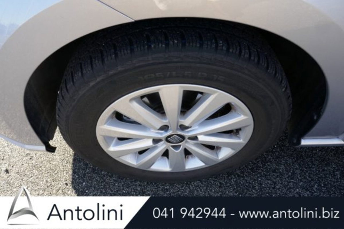 SEAT Ibiza 1.0 mpi Style 80cv (9)