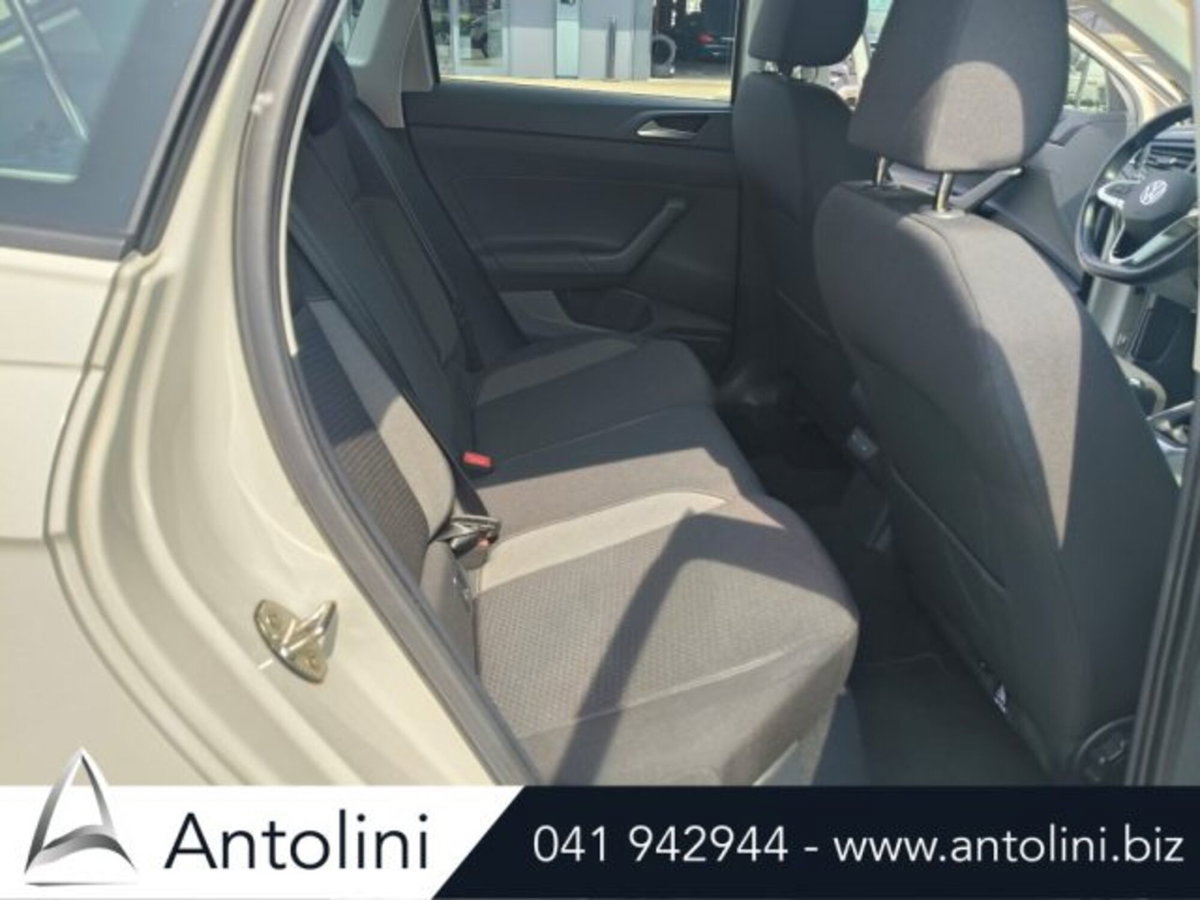 Volkswagen Taigo 1.0 TSI 110 CV DSG Life (10)