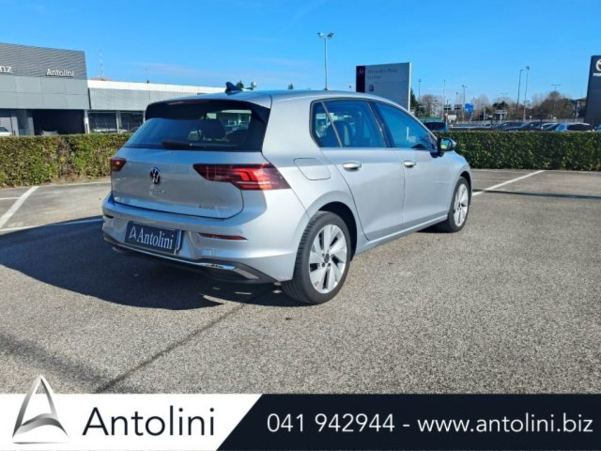 Volkswagen Golf 2.0 TDI 150 CV DSG SCR Style (6)