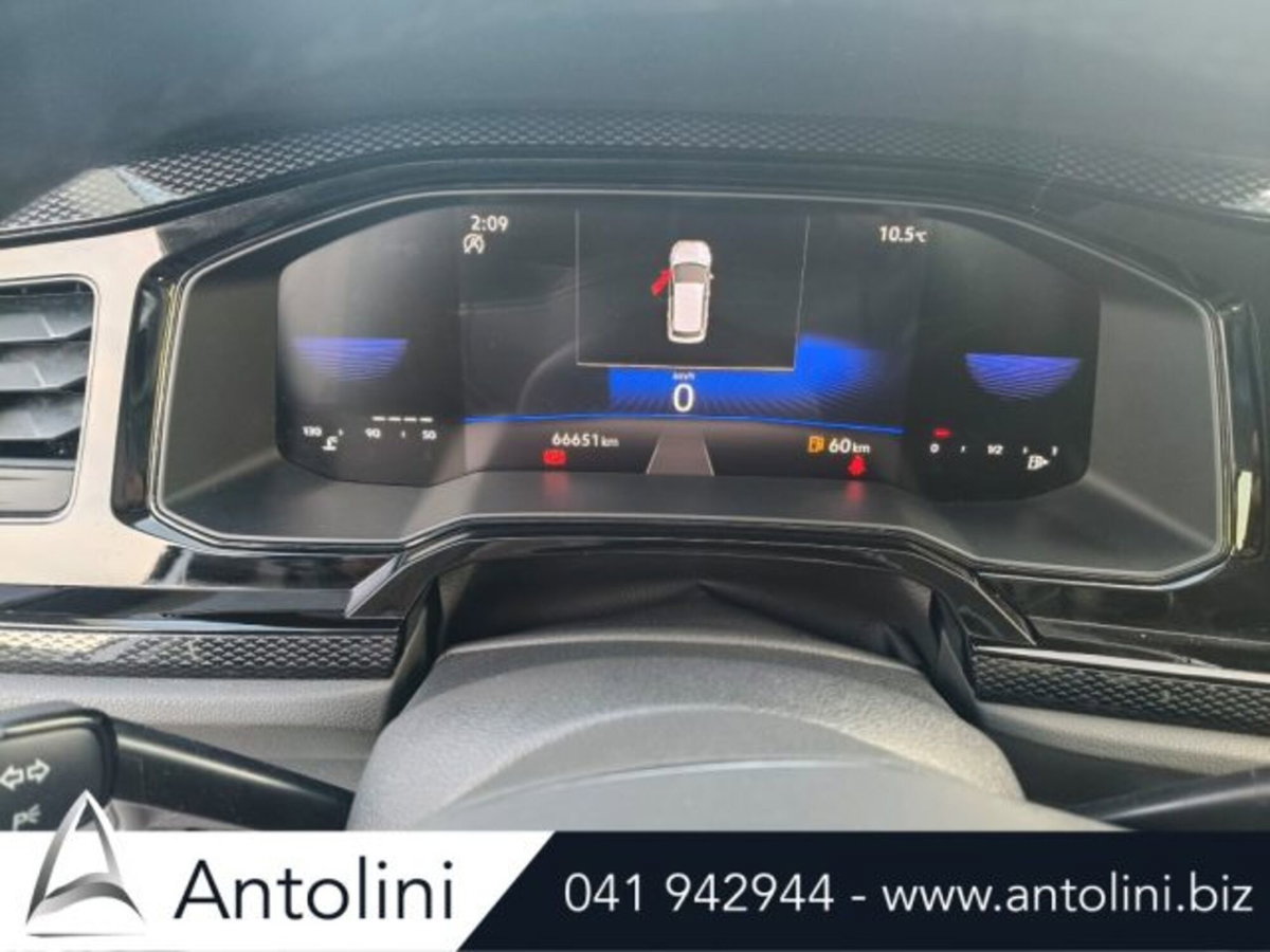 Volkswagen Polo 1.0 tsi Life 95cv (14)