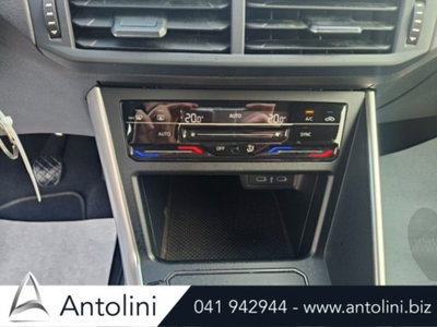 Volkswagen Polo 1.0 tsi Life 95cv (17)