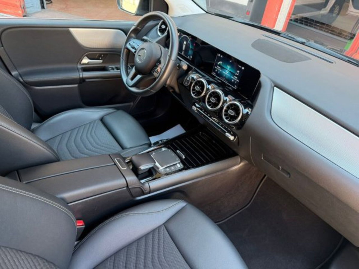 Mercedes-Benz Classe B 180 d Automatic Sport Plus (9)