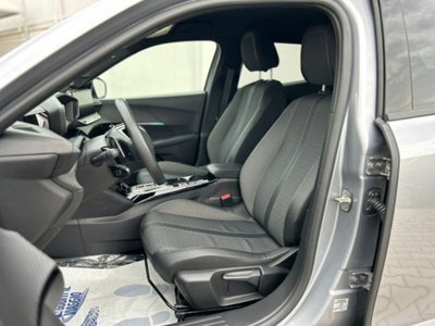 Peugeot 2008 BlueHDi 130 S&S EAT8 Allure Pack (14)