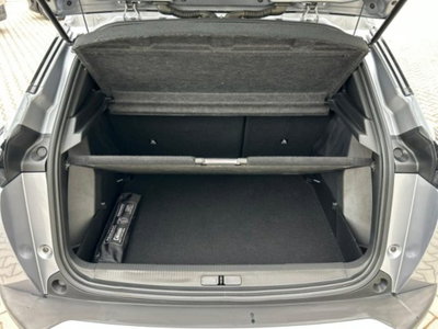 Peugeot 2008 BlueHDi 130 S&S EAT8 Allure Pack (17)