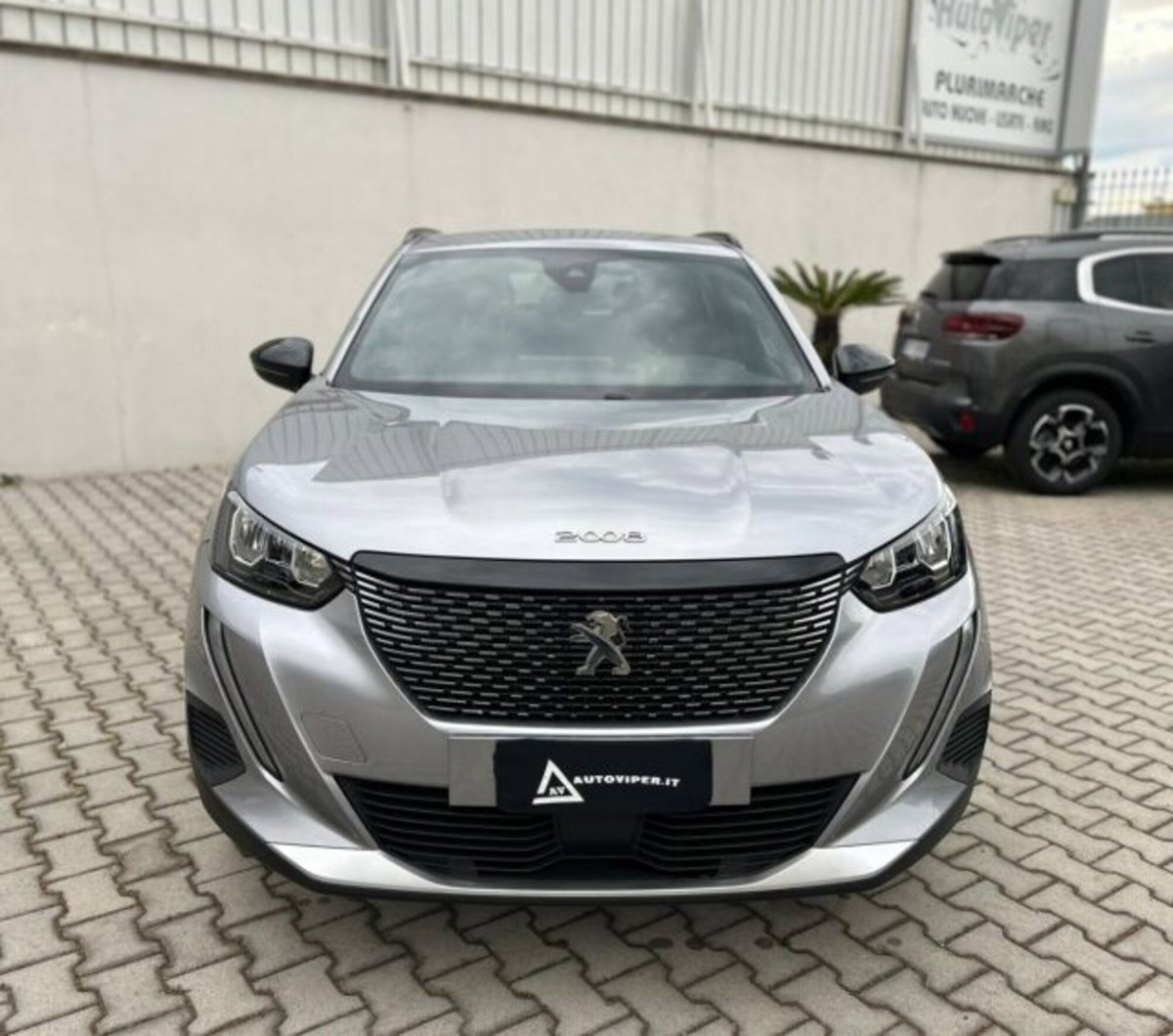 Peugeot 2008 BlueHDi 130 S&S EAT8 Allure Pack (2)