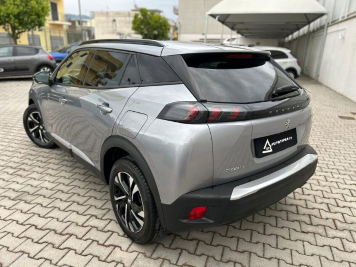 Peugeot 2008 BlueHDi 130 S&S EAT8 Allure Pack (4)
