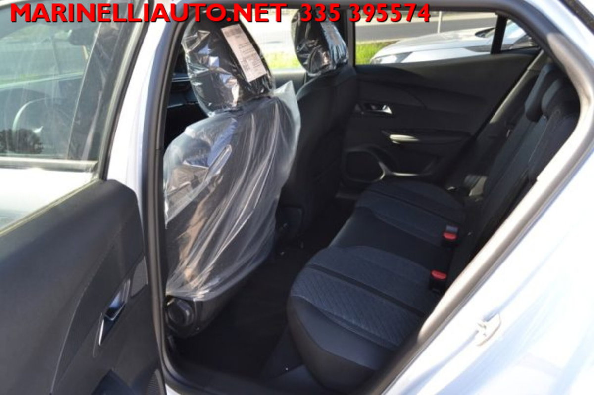 Peugeot 2008 1.2 puretech Allure s&s 100cv (14)