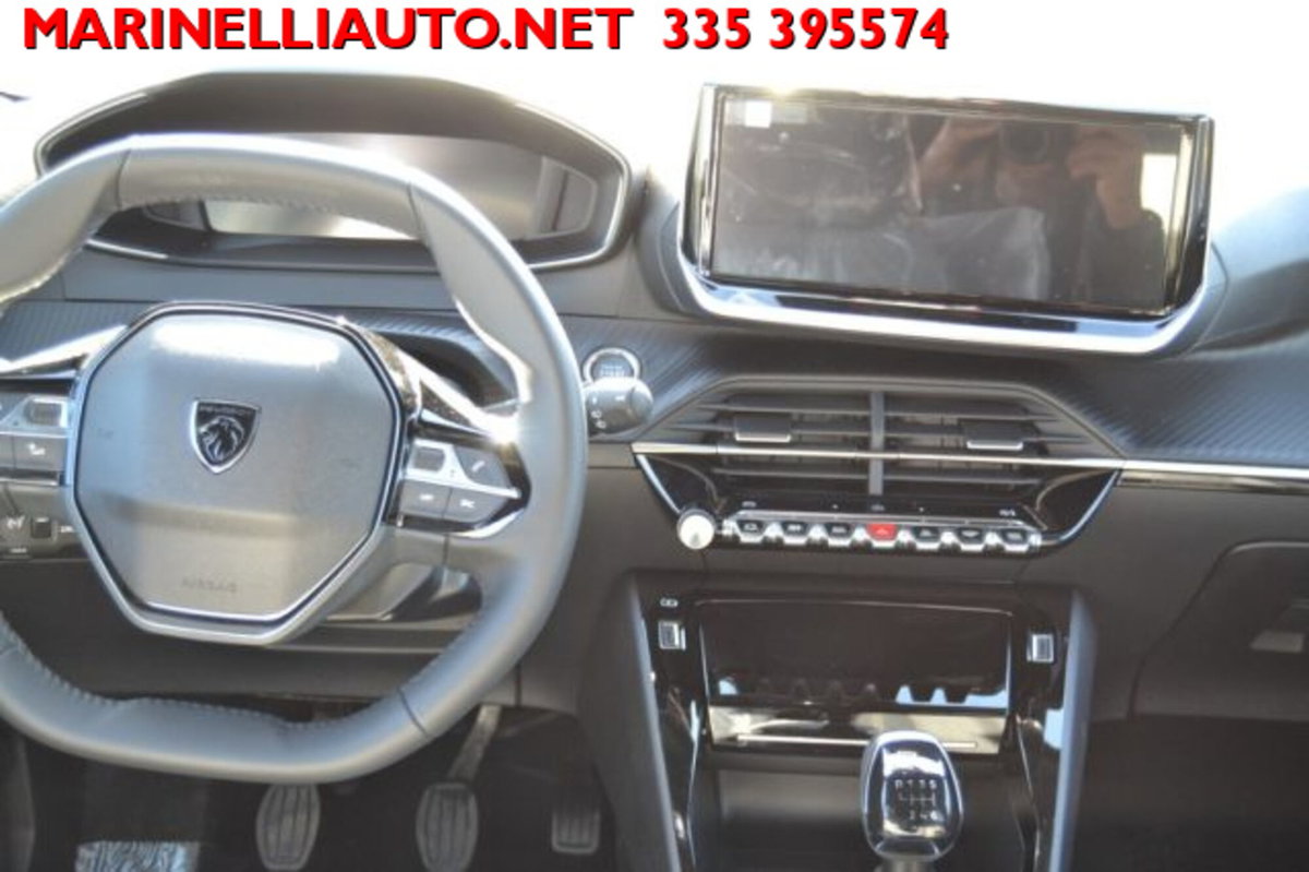 Peugeot 2008 1.2 puretech Allure s&s 100cv (16)