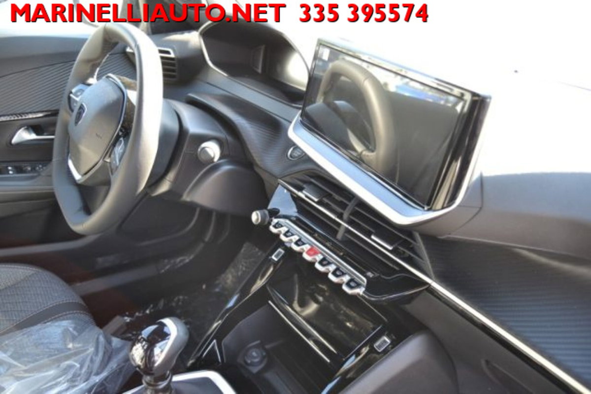 Peugeot 2008 1.2 puretech Allure s&s 100cv (18)