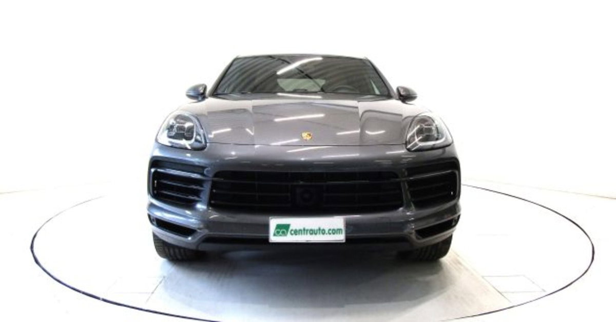 Porsche Cayenne Coupé 3.0 V6 (2)
