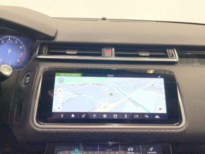 Land Rover Range Rover Velar 2.0 Si4 250 CV (11)