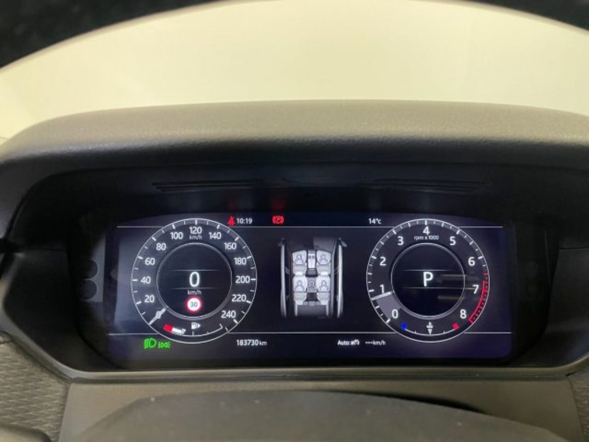 Land Rover Range Rover Velar 2.0 Si4 250 CV (5)