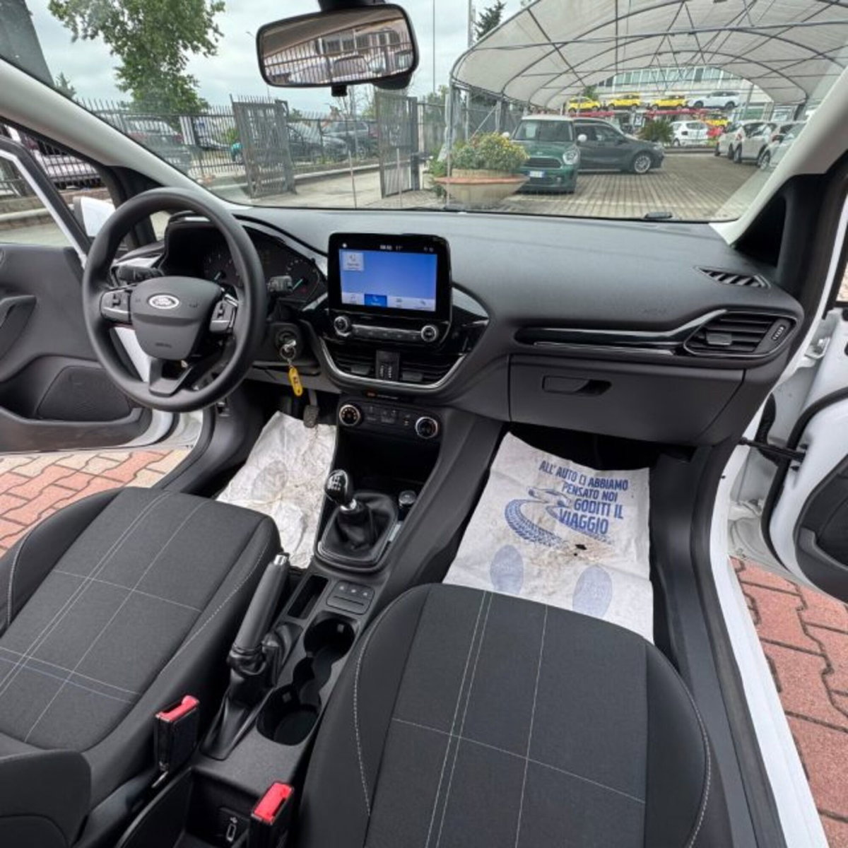 Ford Fiesta 1.5 TDCi 85 CV 3 porte  Business (17)