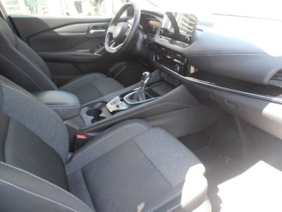 Nissan Qashqai MHEV 140 CV Premiere Edition (8)