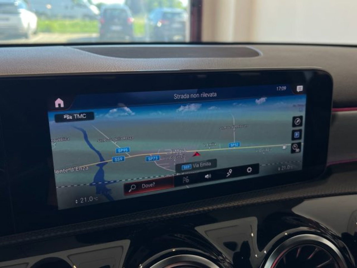 Mercedes-Benz Classe A 180 d AMG Line Premium Plus auto (19)