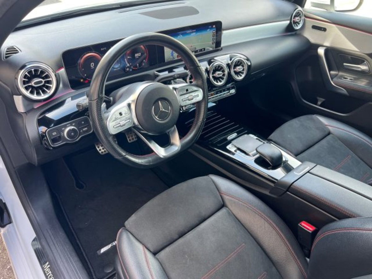 Mercedes-Benz Classe A 180 d AMG Line Premium Plus auto (4)
