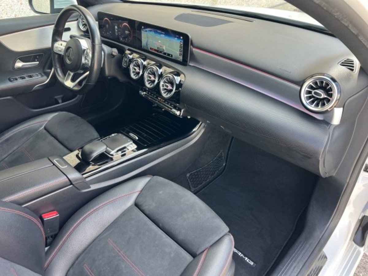 Mercedes-Benz Classe A 180 d AMG Line Premium Plus auto (6)