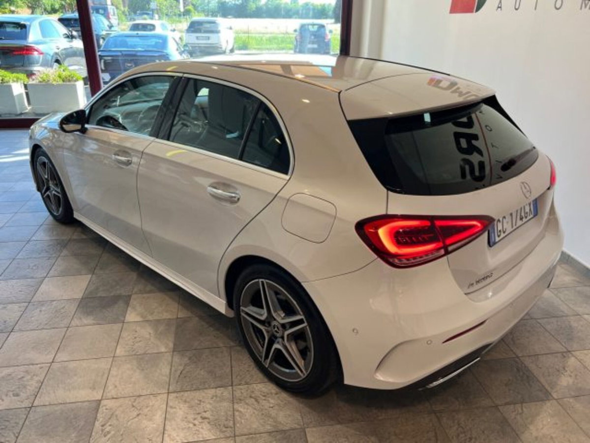 Mercedes-Benz Classe A 180 d AMG Line Premium Plus auto (9)
