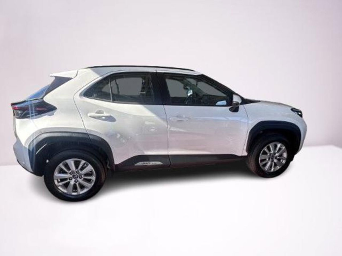 Toyota Yaris Cross 1.5 Hybrid 5p. E-CVT Active (2)