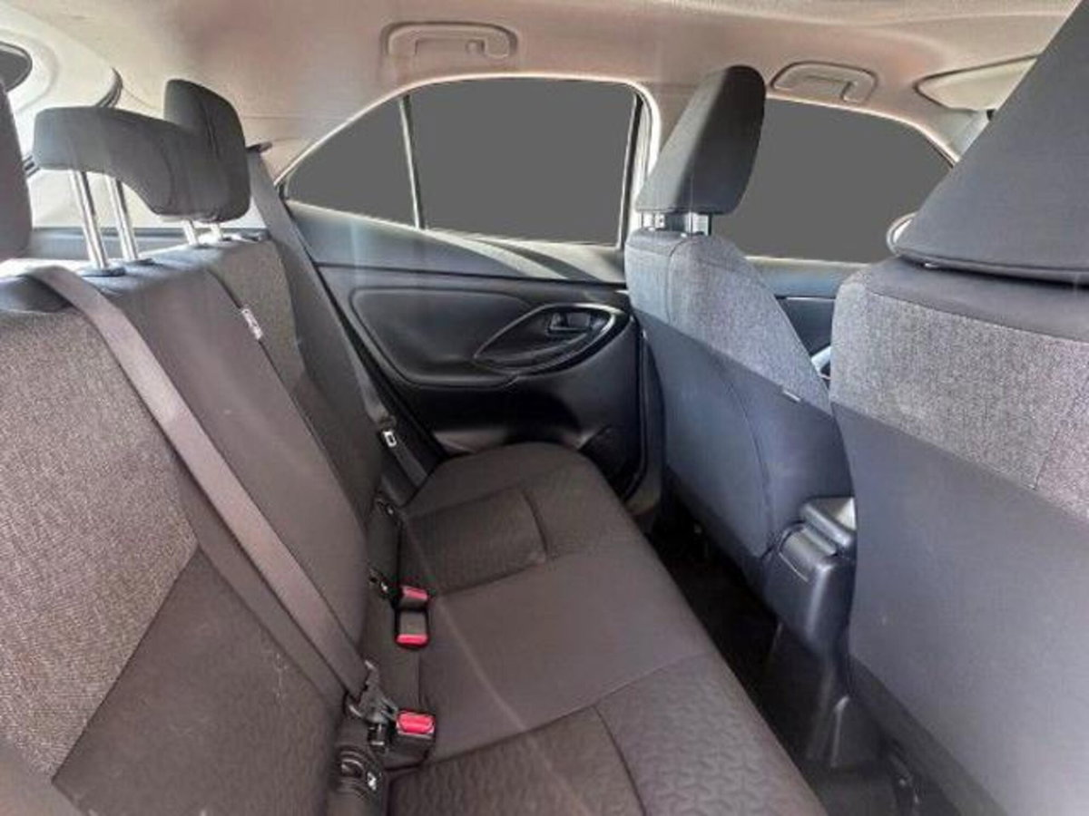 Toyota Yaris Cross 1.5 Hybrid 5p. E-CVT Active (4)
