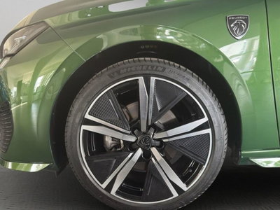 Peugeot 308 1.5 bluehdi GT s&s 130cv eat8 (4)