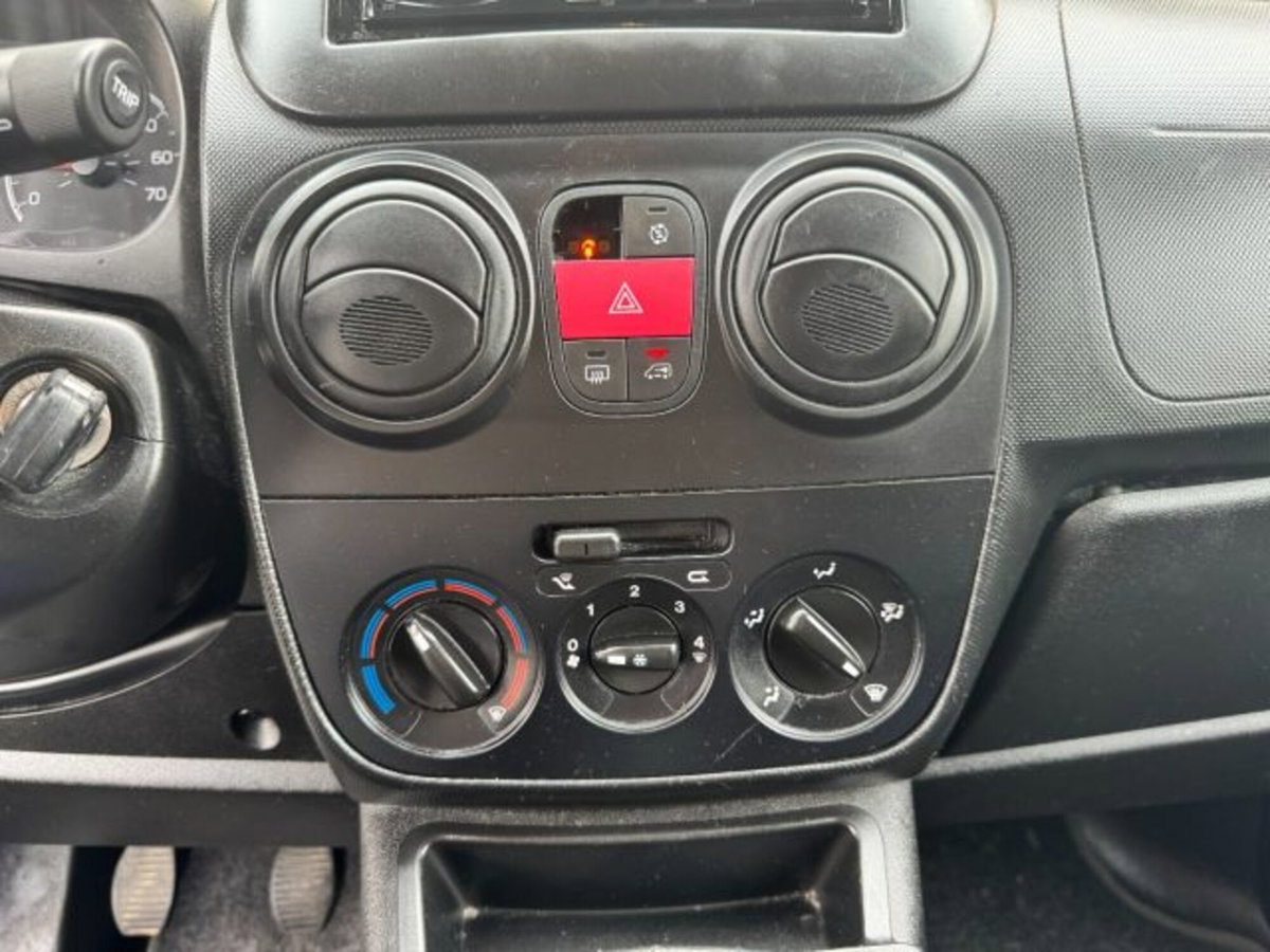 Fiat Fiorino 1.3 MJT 75CV Combi Semi (9)