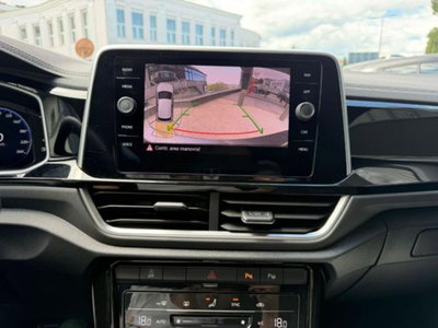Volkswagen T-Roc 2.0 tdi R-Line 4motion 150cv dsg (10)