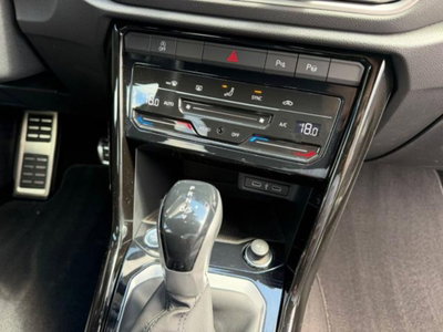 Volkswagen T-Roc 2.0 tdi R-Line 4motion 150cv dsg (15)