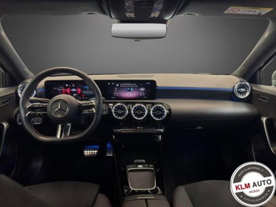 Mercedes-Benz Classe A 180 AMG Line Premium Plus auto (12)